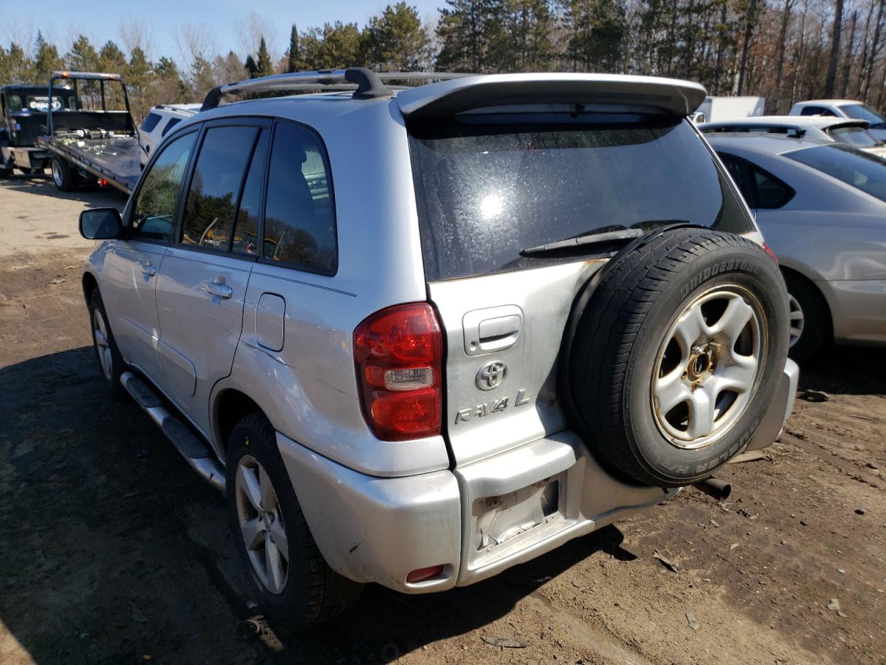 Zdjęcie 3 z aukcji – 2004 TOYOTA RAV4 z VIN JTEGD20V340028094