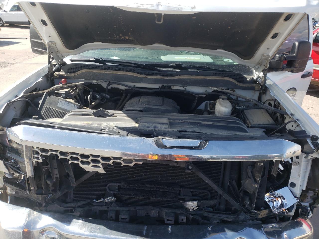 Photo 7 from auction – 2019 CHEVROLET SILVERADO with VIN 2GC2KREG2K1115798