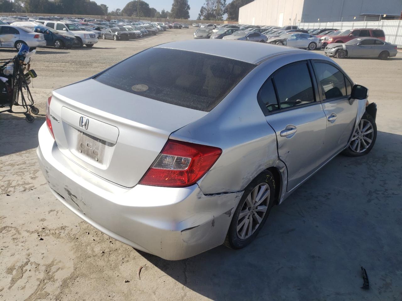 Photo 4 from auction – 2012 HONDA CIVIC EXL with VIN 2HGFB2F94CH589500