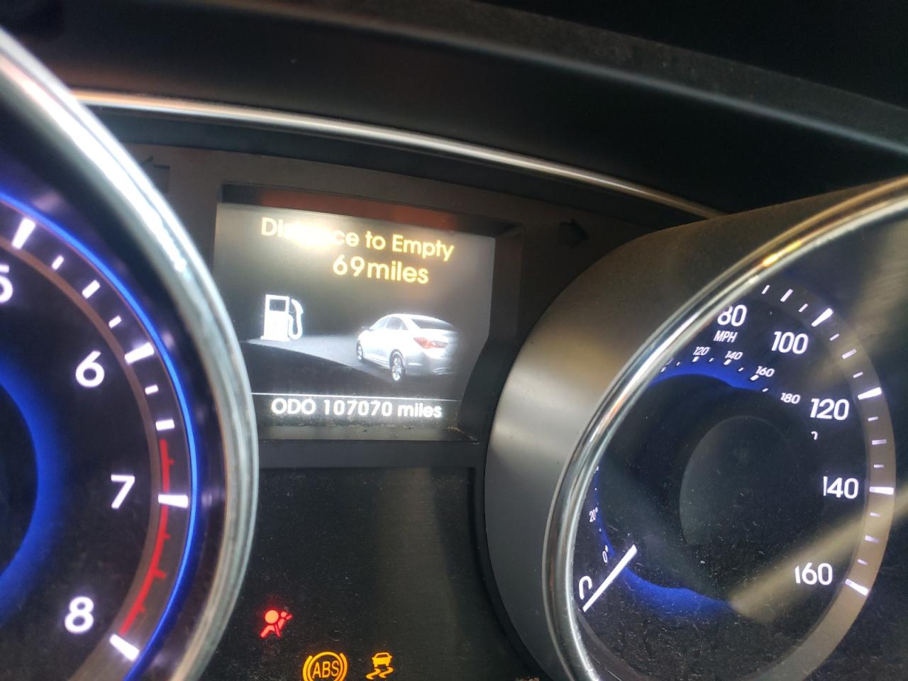 Photo 8 from auction – 2014 HYUNDAI SONATA SE with VIN 5NPEC4AC4EH890252