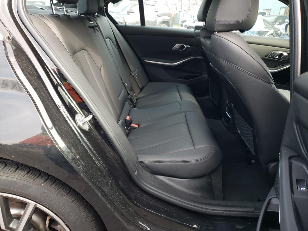 Photo 6 from auction – 2021 BMW 330XI with VIN 3MW5R7J05M8C08029