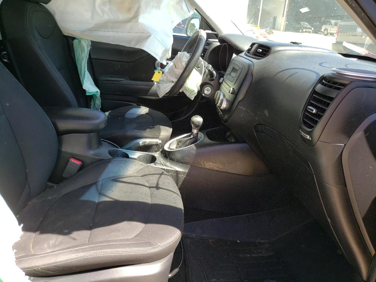 Photo 5 from auction – 2016 KIA SOUL with VIN KNDJN2A23G7269399