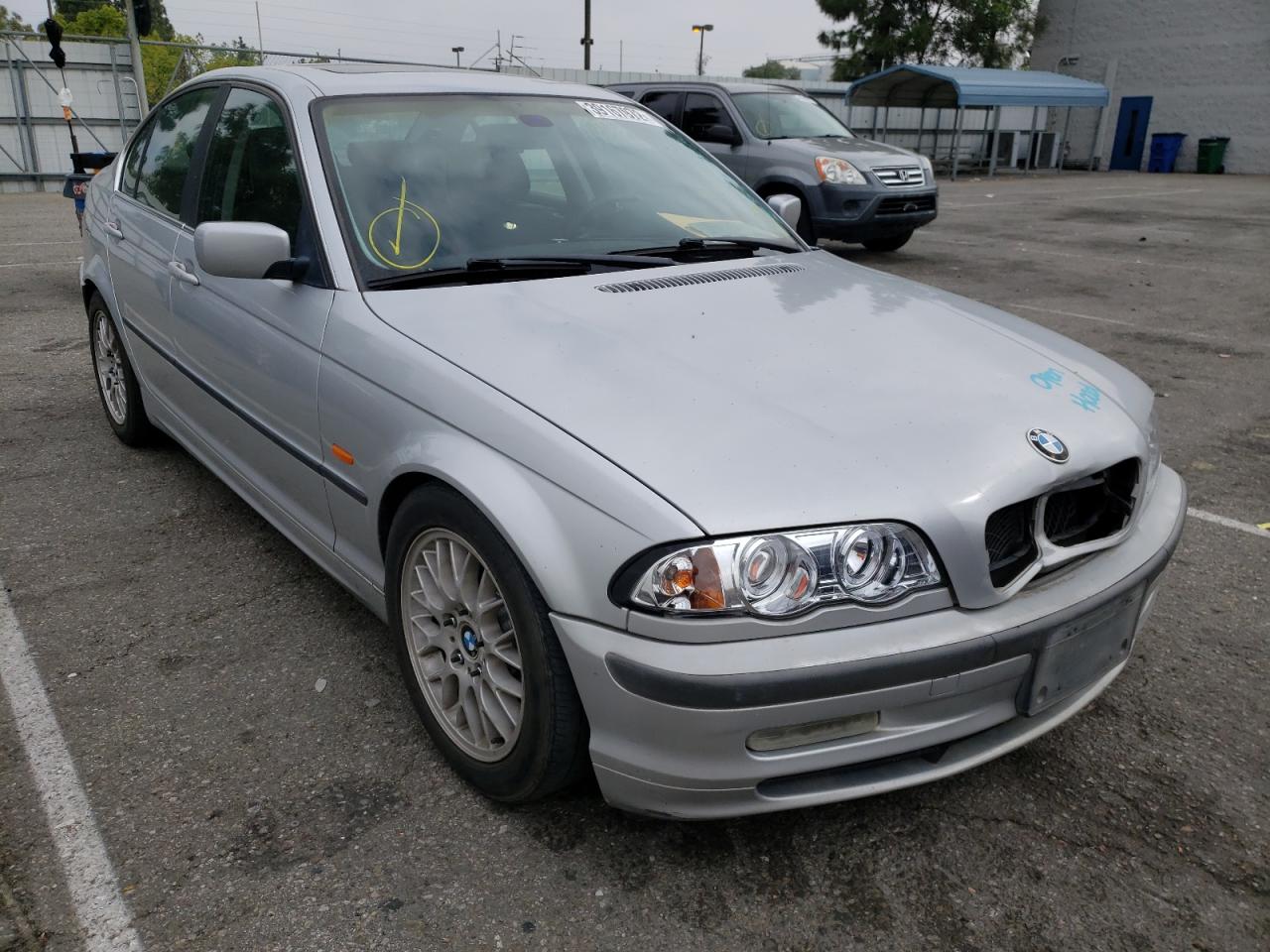 BMW 328 I 1999 with VIN WBAAM5331XKG05400 - Photo from auction