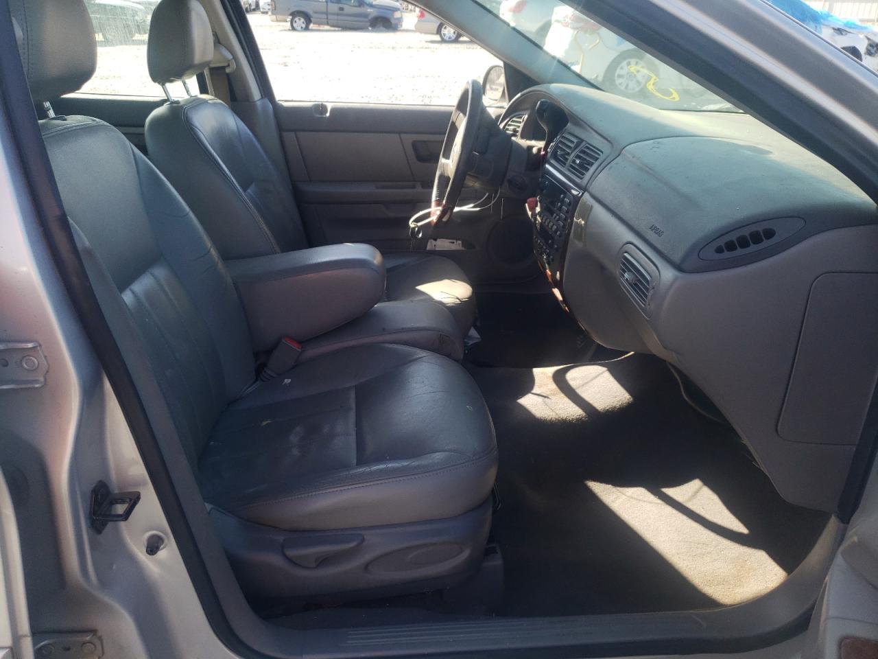 Photo 5 from auction – 2005 MERCURY SABLE LS P with VIN 1MEFM55S95A631738