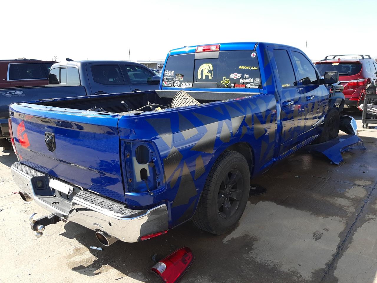 Photo 4 from auction – 2016 RAM 1500 SLT with VIN 1C6RR6GT0GS347396