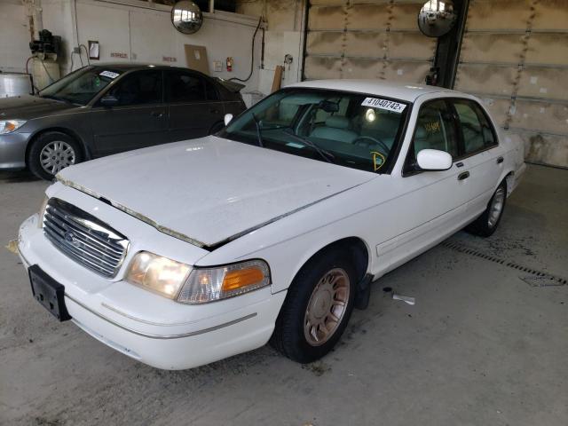 Photo 2 from auction – 2001 FORD CROWN VICT with VIN 2FAFP74W91X122264