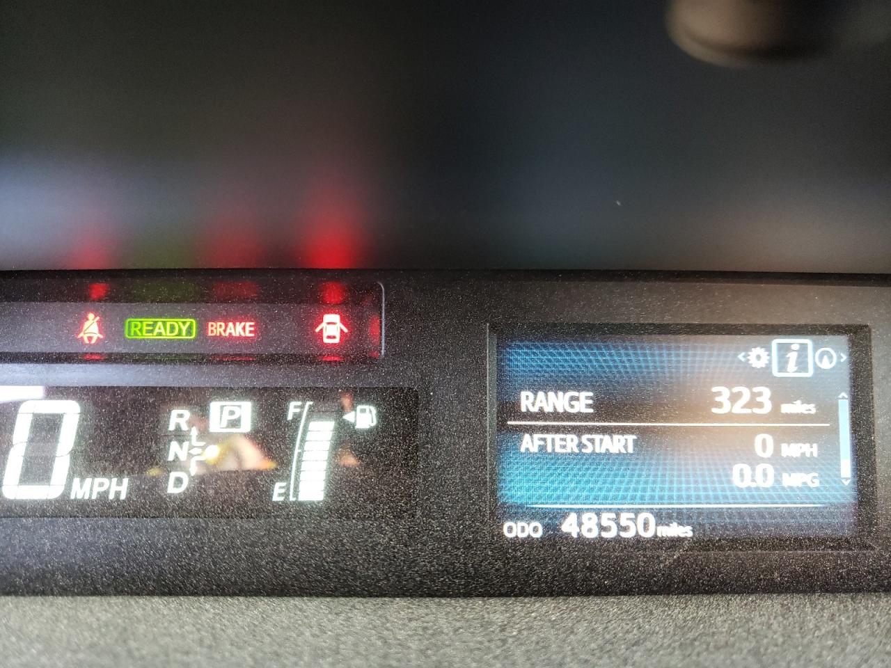 Photo 8 from auction – 2015 TOYOTA PRIUS V with VIN JTDZN3EU0FJ035971