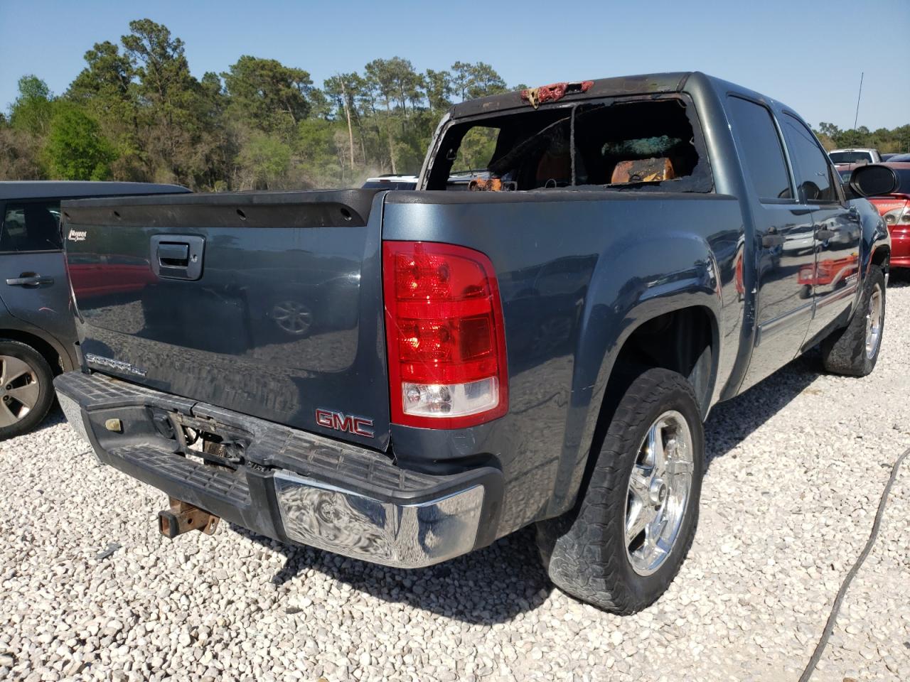 صورة رقم 4 من المزاد - 2007 GMC NEW SIERRA مع VIN 2GTEC13C871733520