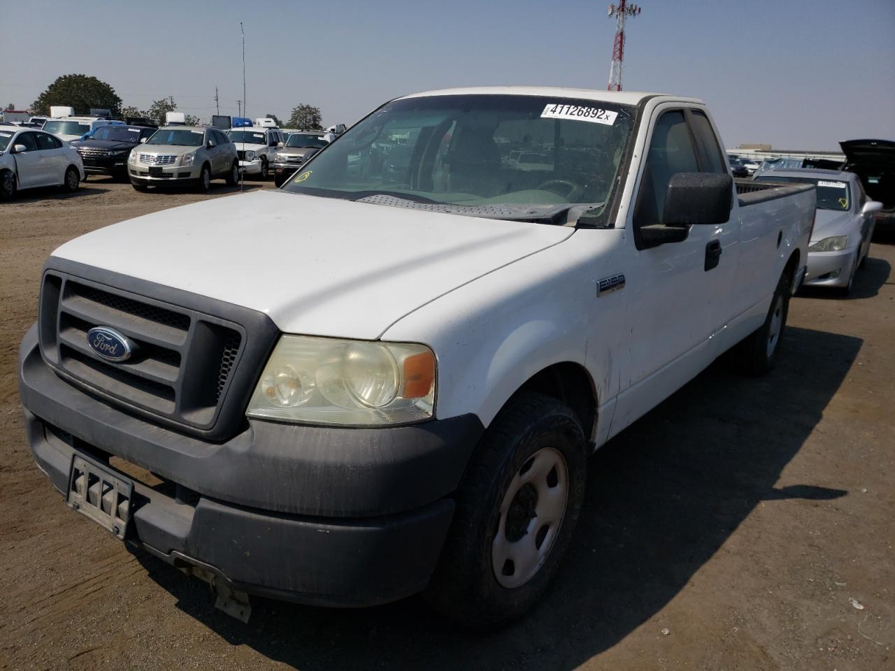 Photo 2 from auction – 2005 FORD F150 with VIN 1FTRF12W05NA33734