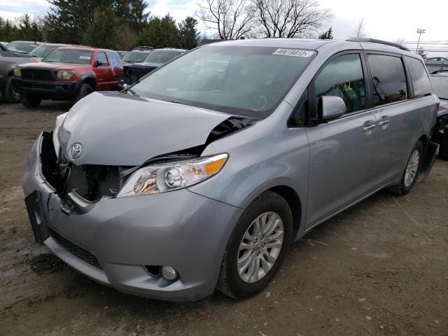 Photo 2 from auction – 2017 TOYOTA SIENNA XLE with VIN 5TDYZ3DC4HS849037