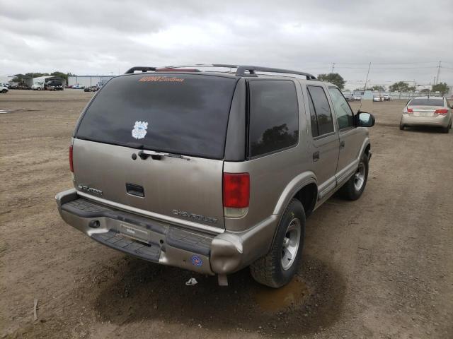 Photo 4 from auction – 2000 CHEVROLET BLAZER with VIN 1GNCS13W2Y2250215