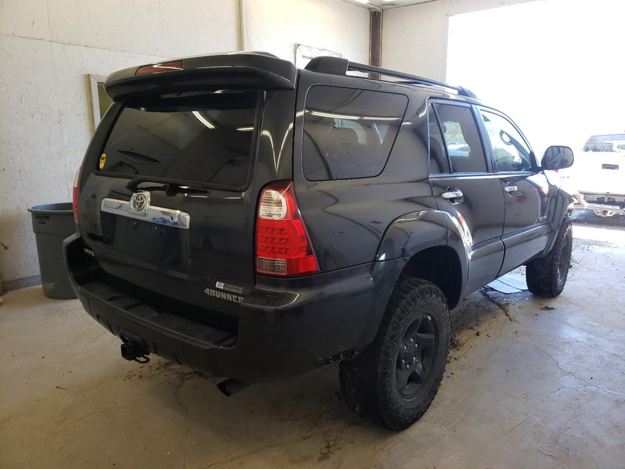 Zdjęcie 4 z aukcji – 2008 TOYOTA 4RUNNER SR z VIN JTEBU14R488107802