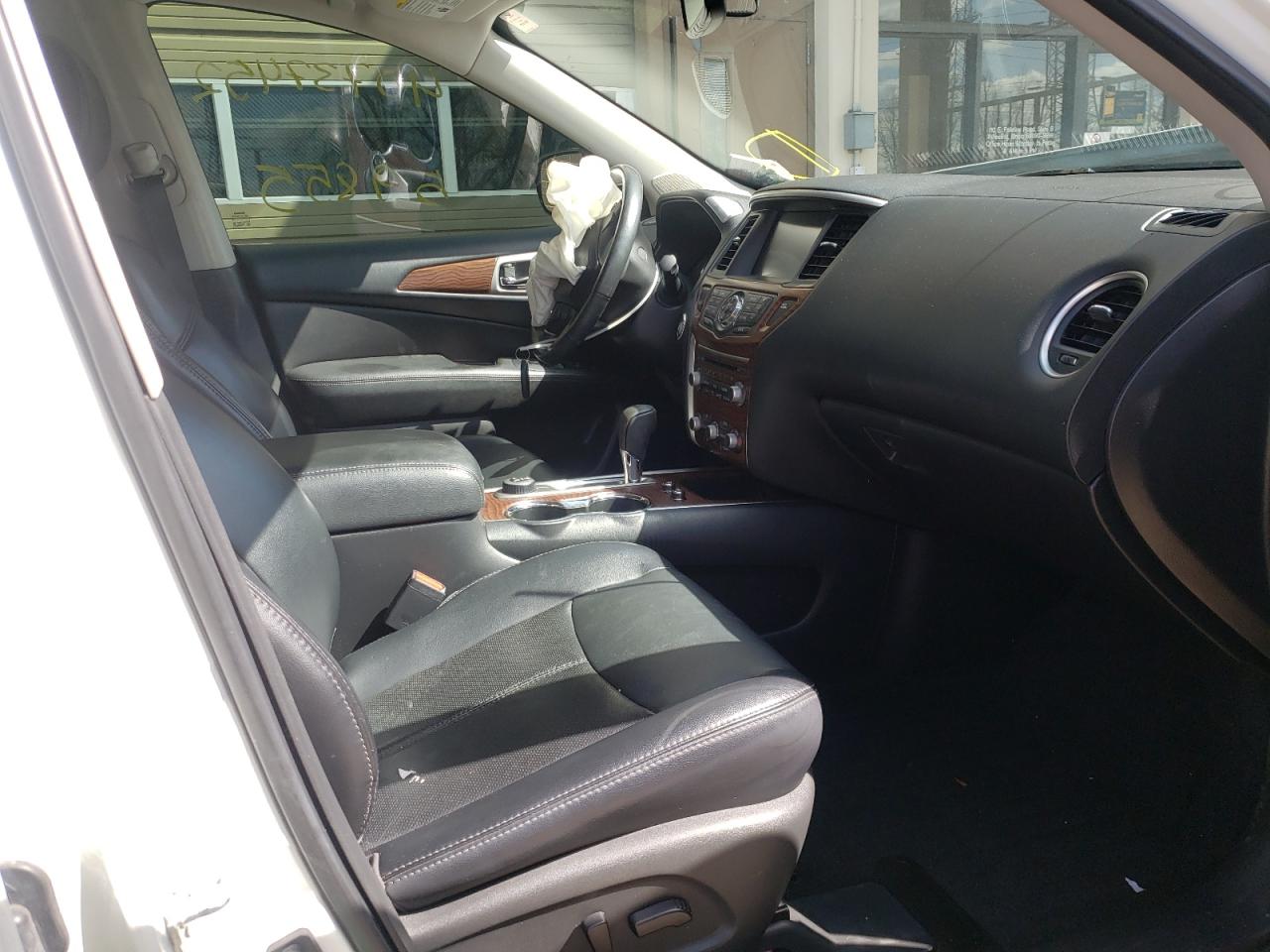 Photo 5 from auction – 2017 NISSAN PATHFINDER with VIN 5N1DR2MM9HC692605