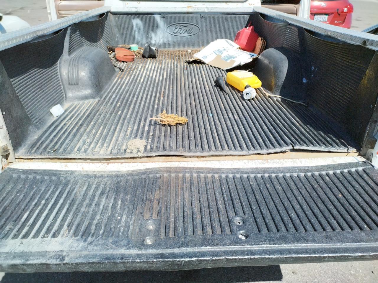 Photo 6 from auction – 1992 FORD F250 with VIN 2FTHF25H1NCB11927