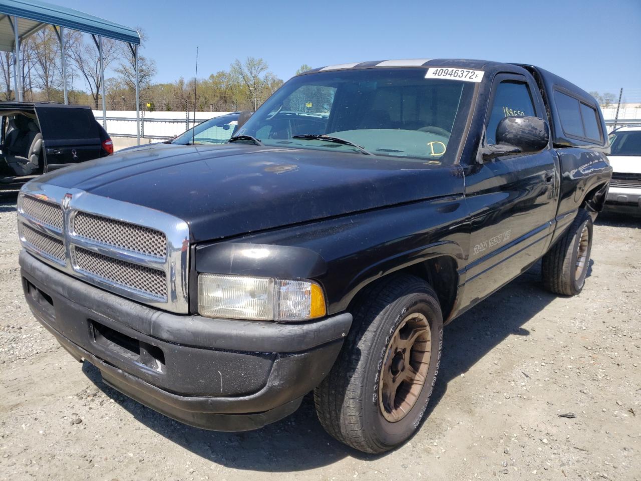 Photo 2 from auction – 1998 DODGE RAM 1500 with VIN 1B7HC16Z2WS682009