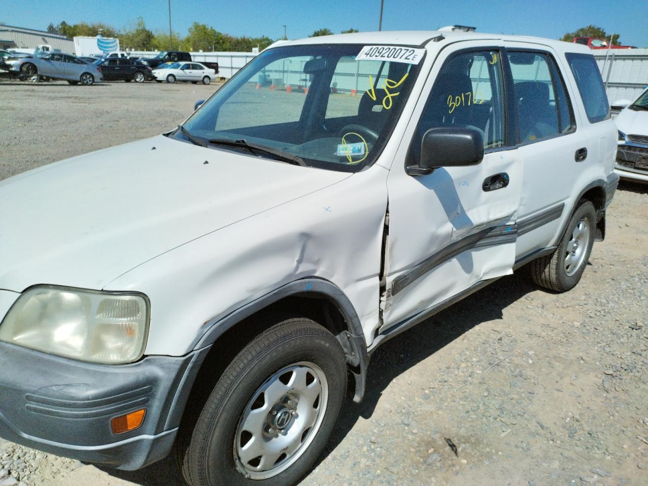 Photo 9 from auction – 2000 HONDA CR-V LX with VIN JHLRD1845YC004163