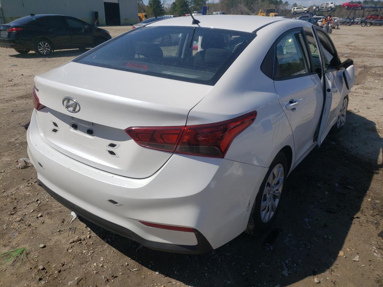 Photo 4 from auction – 2019 HYUNDAI ACCENT SE with VIN 3KPC24A34KE082056
