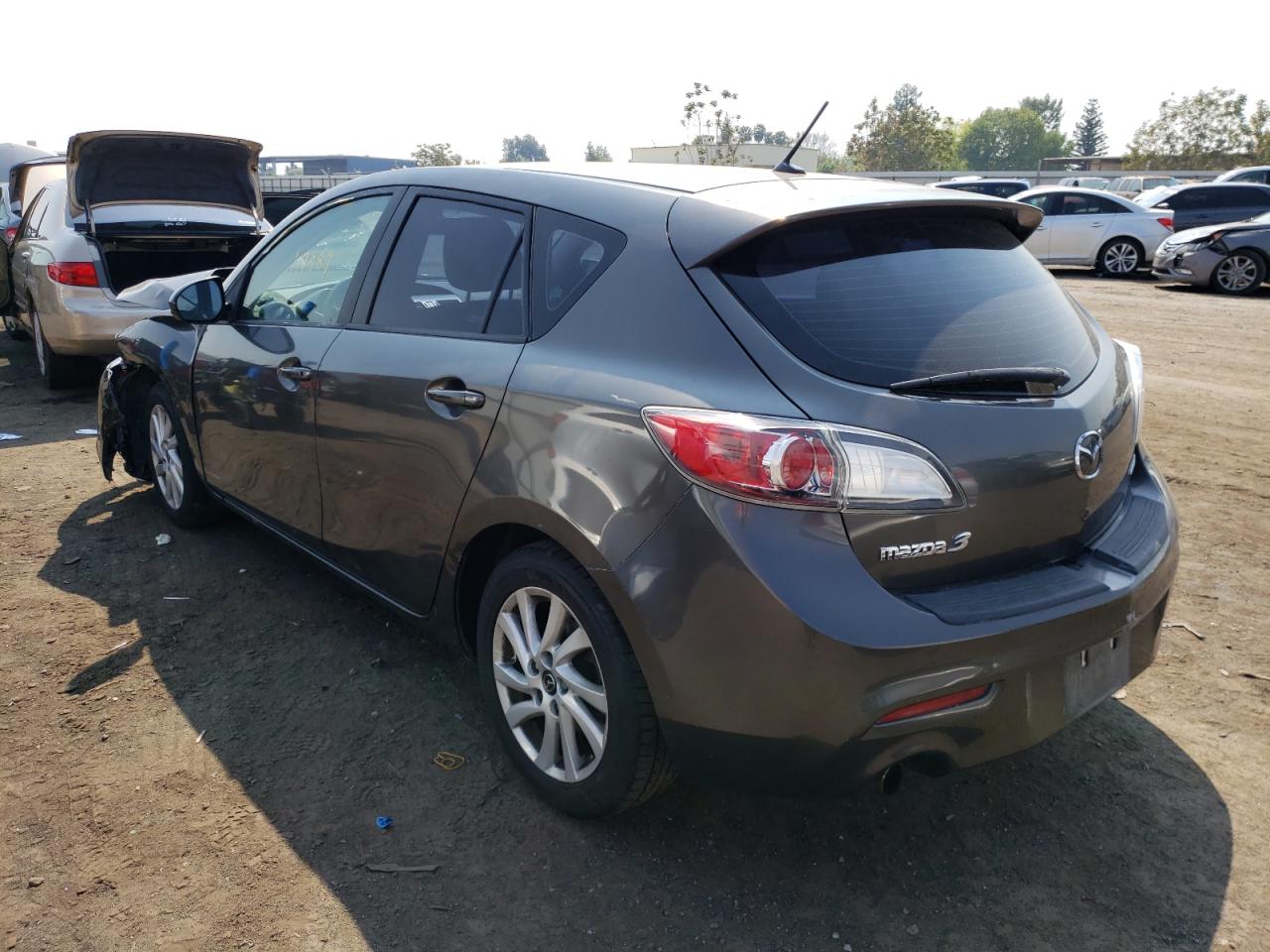 Photo 3 from auction – 2013 MAZDA 3 I with VIN JM1BL1L81D1708751