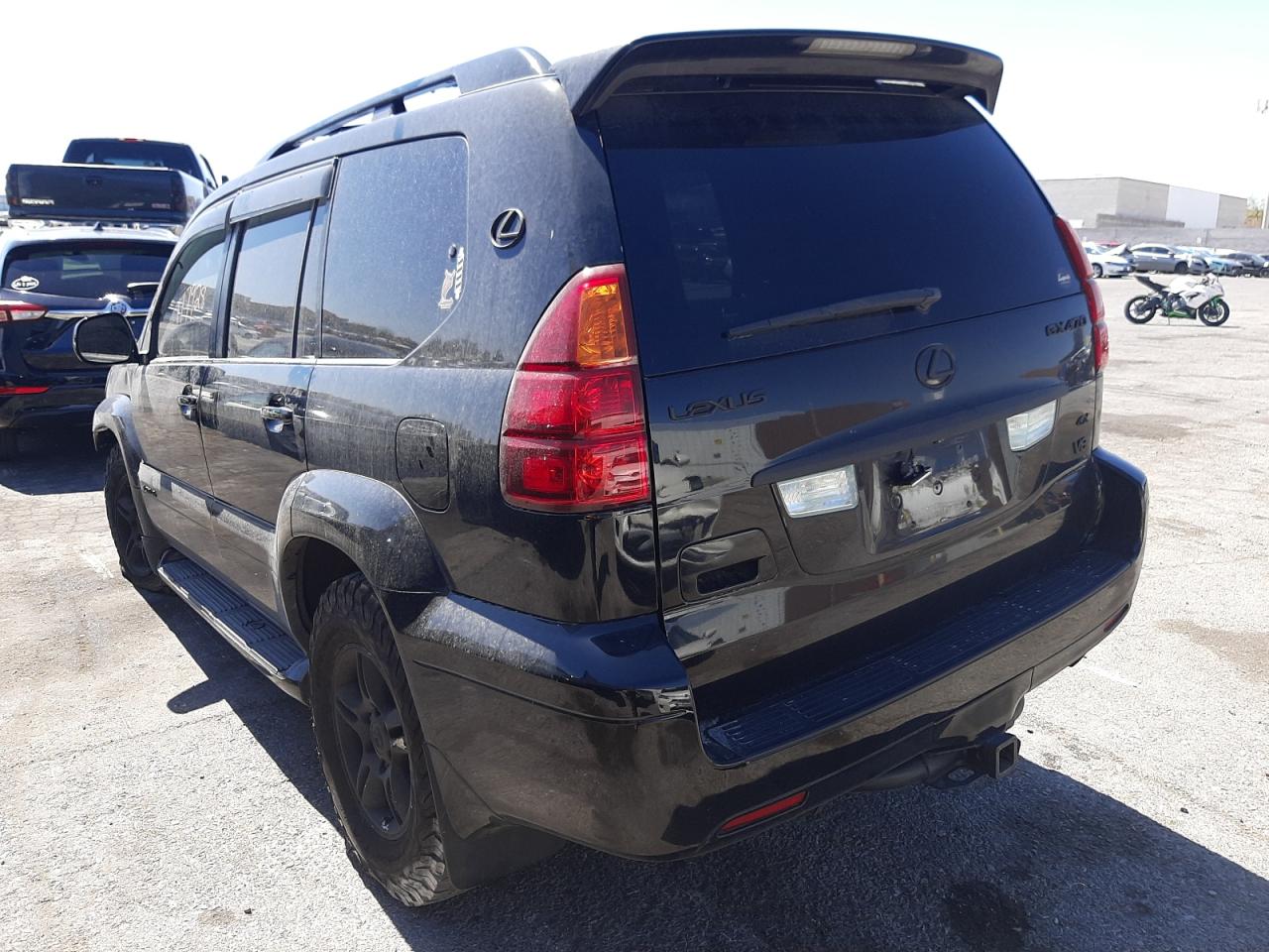 Photo 3 from auction – 2005 LEXUS GX 470 with VIN JTJBT20X250070483