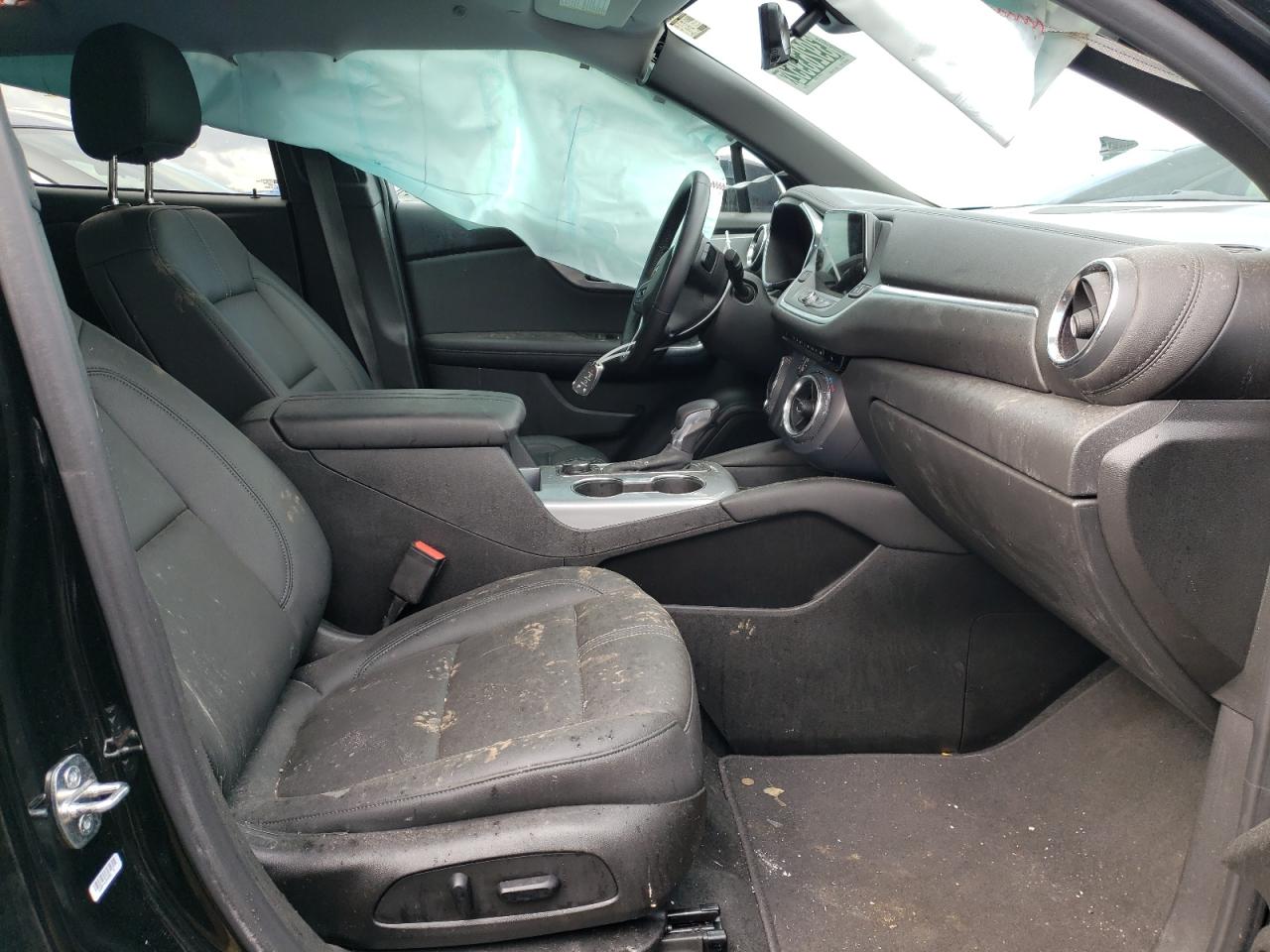 Photo 5 from auction – 2021 CHEVROLET BLAZER 3LT with VIN 3GNKBJRS0MS572592