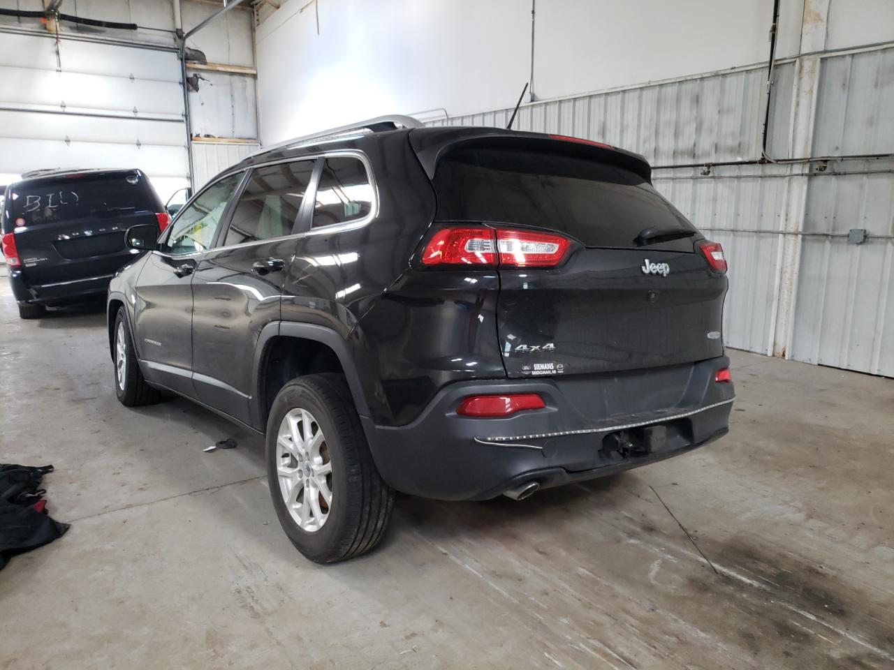 Photo 3 from auction – 2015 JEEP CHEROKEE L with VIN 1C4PJMCB6FW789499