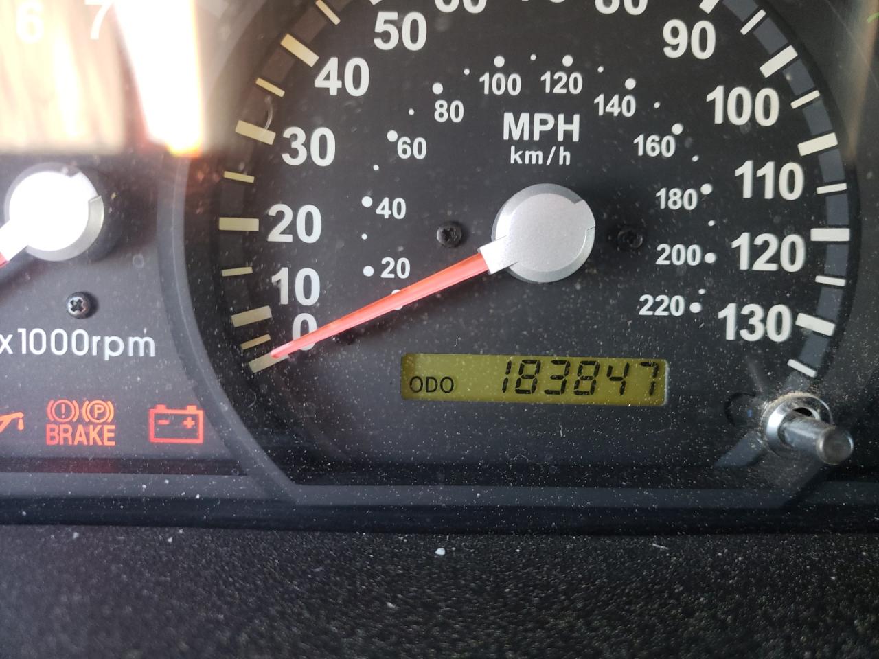 Photo 8 from auction – 2006 KIA SORENTO EX with VIN KNDJD733365589872