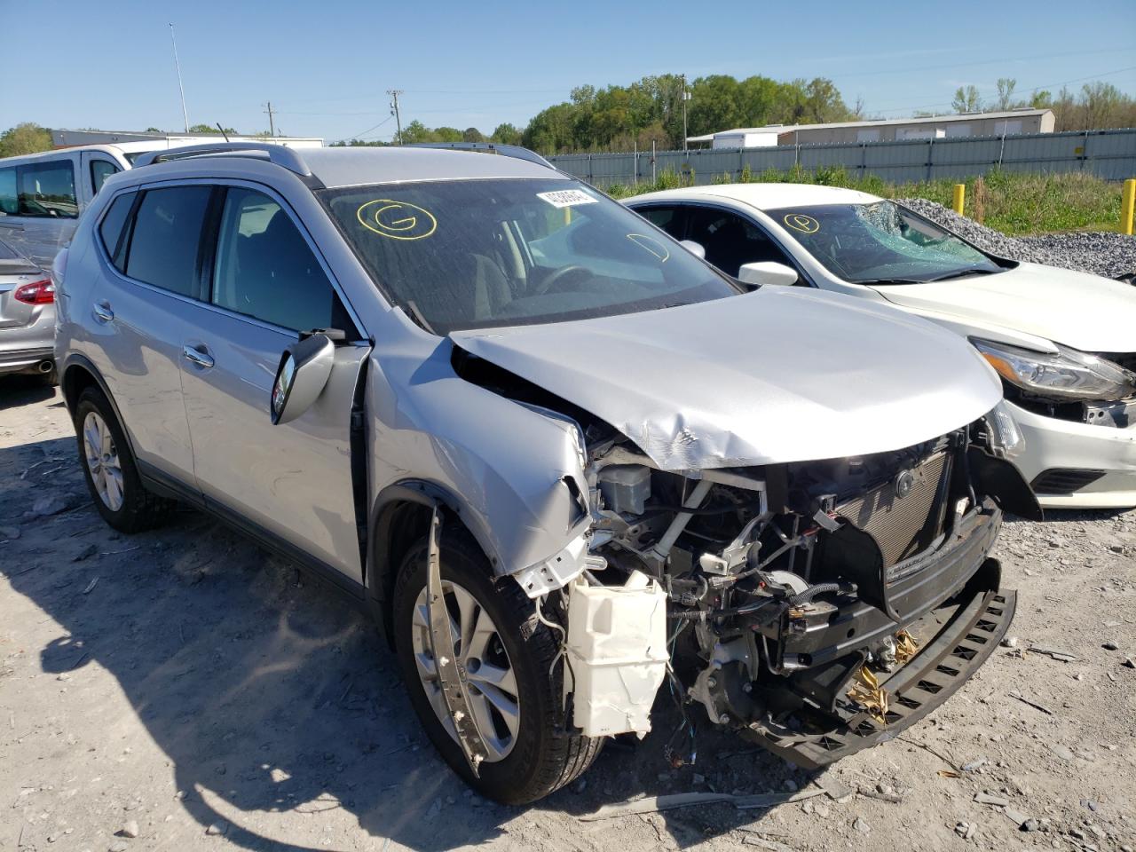 NISSAN ROGUE S 2016 with VIN KNMAT2MV9GP690247 - Photo from auction