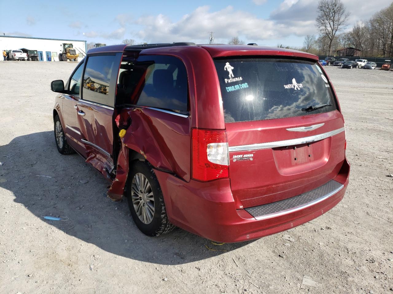 Photo 3 from auction – 2013 CHRYSLER TOWN & COU with VIN 2C4RC1CG5DR751510