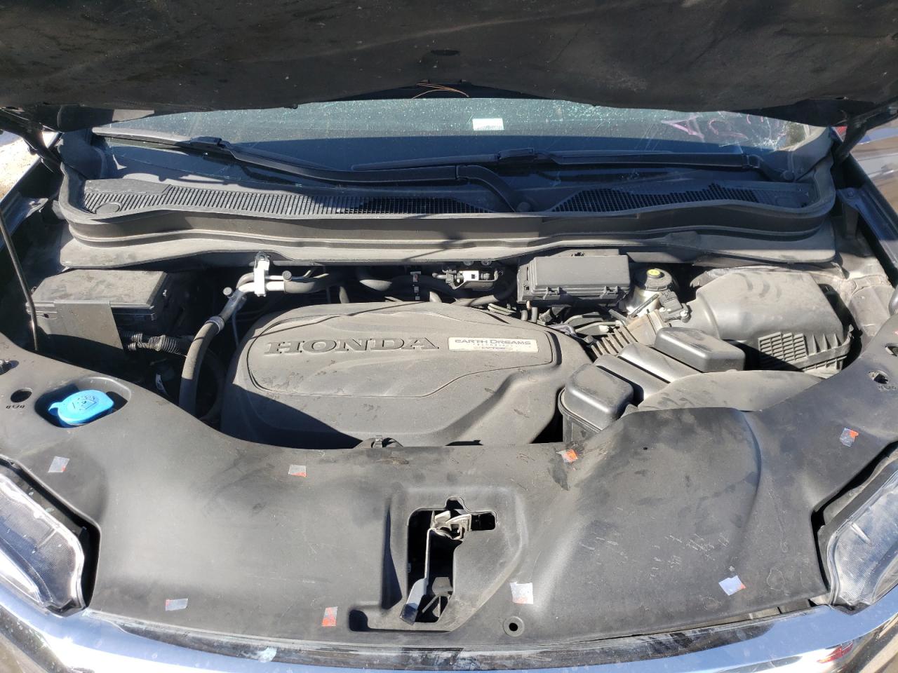 Photo 7 from auction – 2017 HONDA RIDGELINE with VIN 5FPYK3F63HB002971