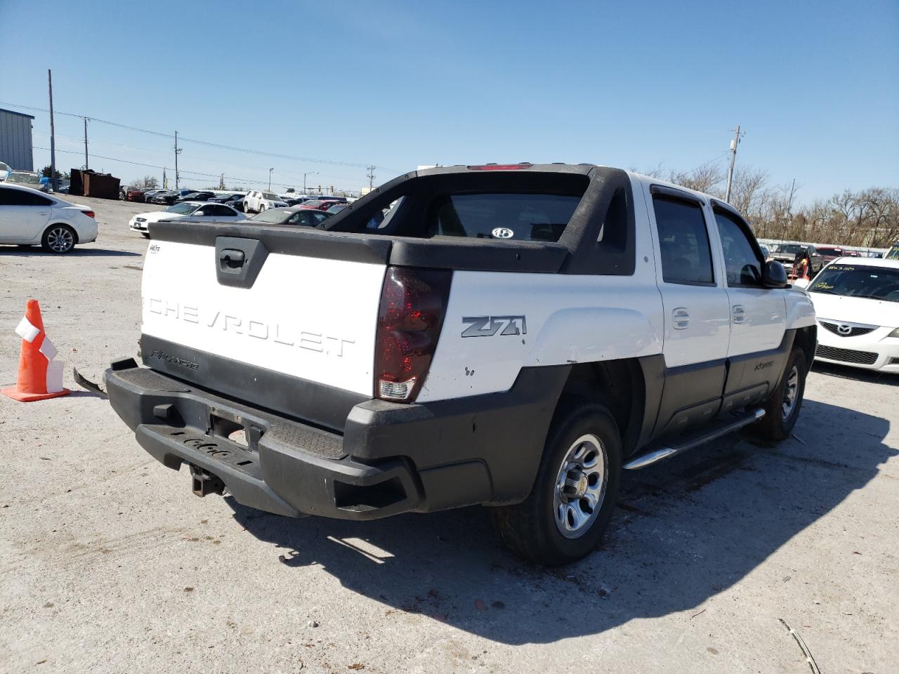 Photo 4 from auction – 2002 CHEVROLET AVALANCHE with VIN 3GNEK13T22G136941