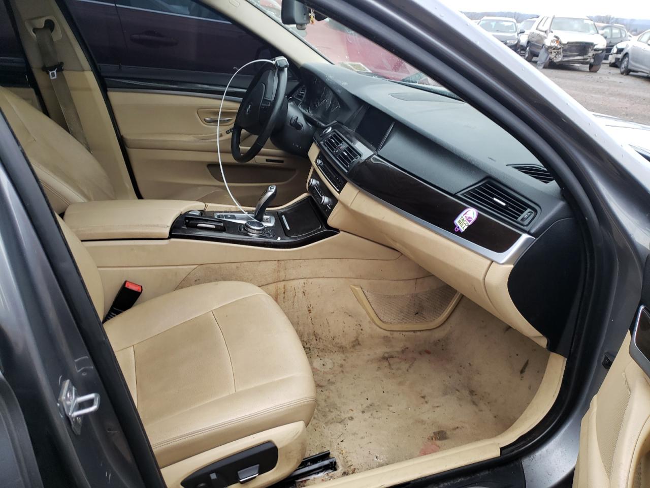 Zdjęcie 5 z aukcji – 2014 BMW 535 XI z VIN WBA5B3C50ED531754