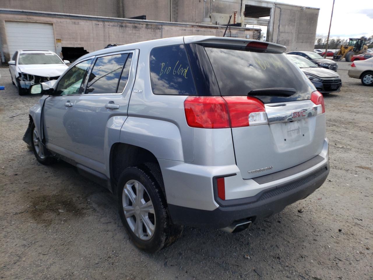 Photo 3 from auction – 2017 GMC TERRAIN SL with VIN 2GKALMEK1H6343209