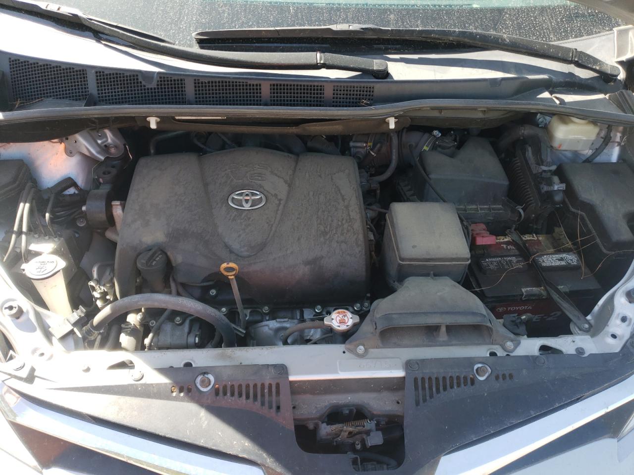 Photo 7 from auction – 2018 TOYOTA SIENNA LE with VIN 5TDKZ3DC0JS907026