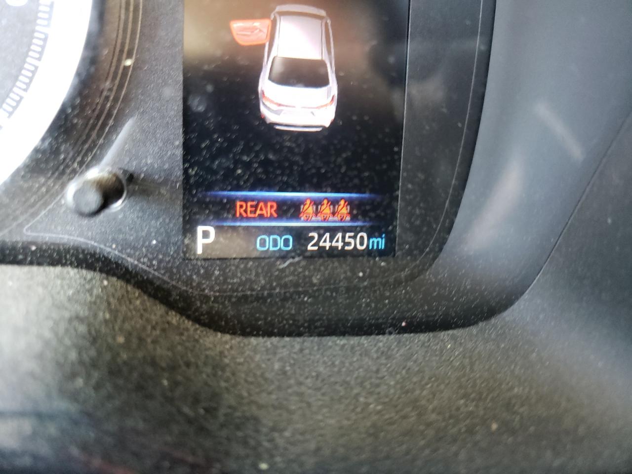 Photo 8 from auction – 2021 TOYOTA COROLLA LE with VIN JTDEPMAE9MJ176421