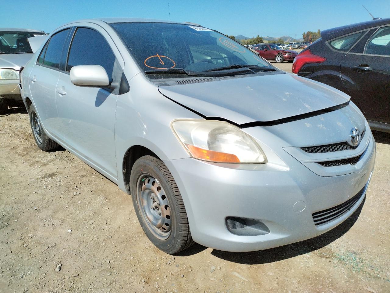 Photo 1 from auction – 2007 TOYOTA YARIS with VIN JTDBT923271003532