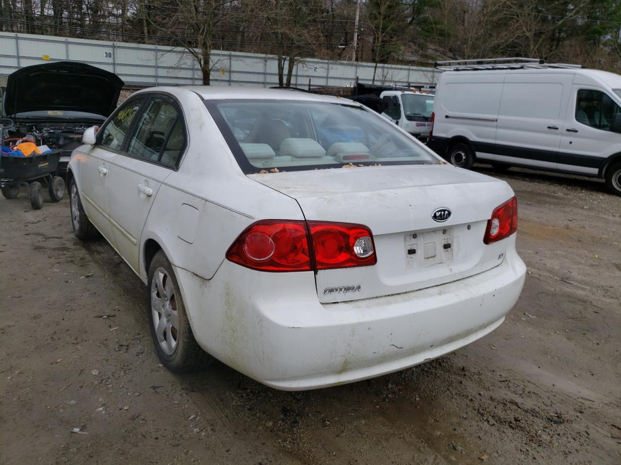 Photo 3 from auction – 2008 KIA OPTIMA with VIN KNAGE123X85241931