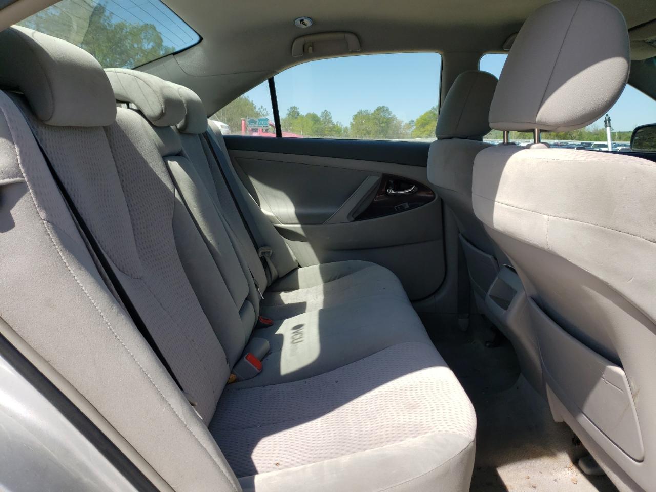 Photo 6 from auction – 2011 TOYOTA CAMRY BASE with VIN 4T4BF3EKXBR140413