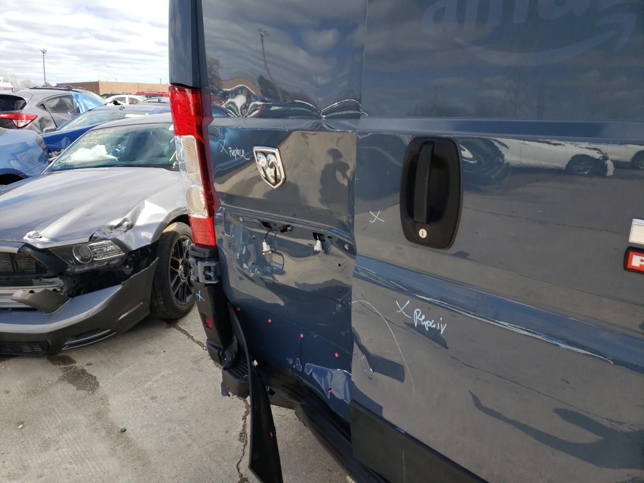 Photo 9 from auction – 2019 RAM PROMASTER with VIN 3C6TRVDG3KE521724
