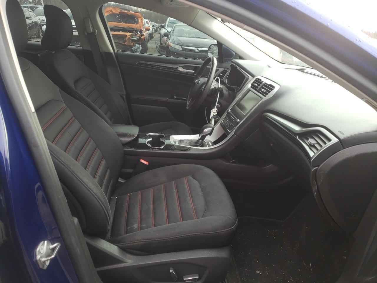 Photo 5 from auction – 2016 FORD FUSION SE with VIN 3FA6P0H95GR185803