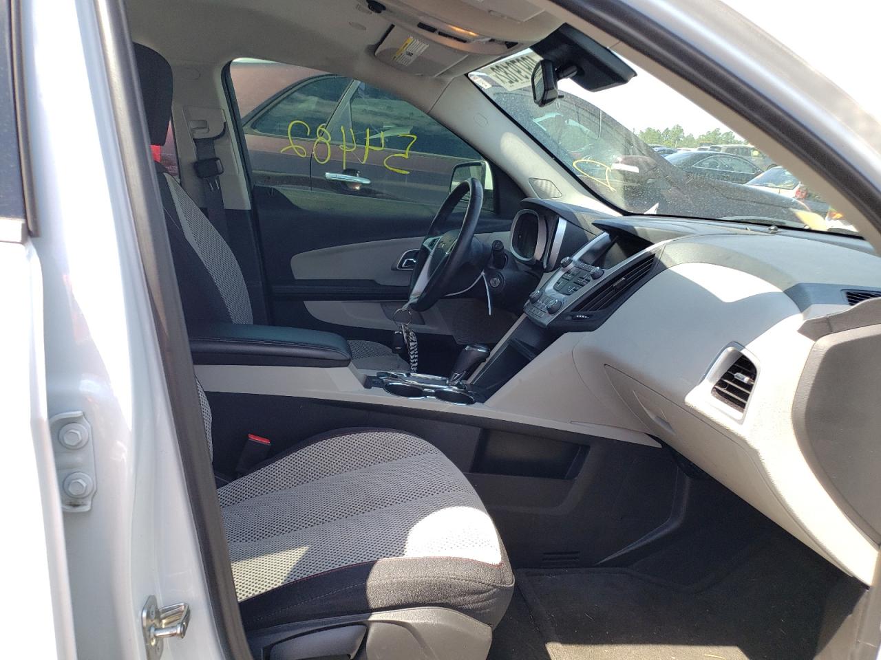 Photo 5 from auction – 2017 CHEVROLET EQUINOX LT with VIN 2GNALCEK9H1504819