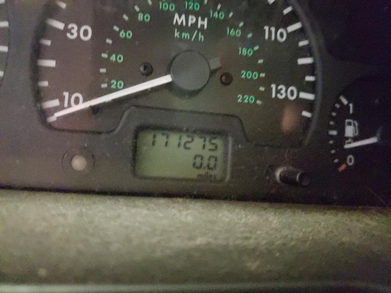 Photo 8 from auction – 2000 LAND ROVER DISCOVERY with VIN SALTY124XYA281010