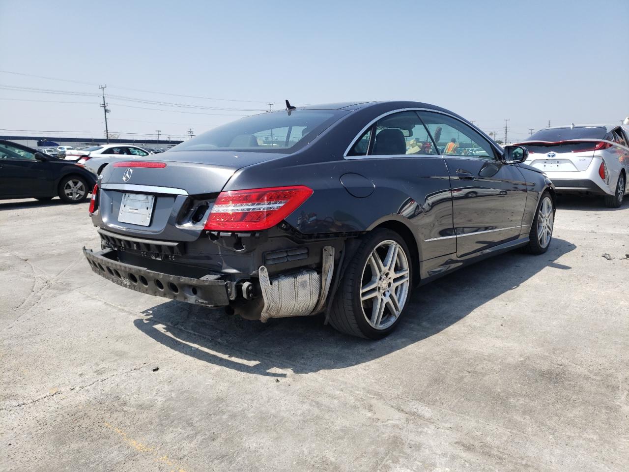 Photo 4 from auction – 2010 MERCEDES-BENZ E 550 with VIN WDDKJ7CB6AF020284