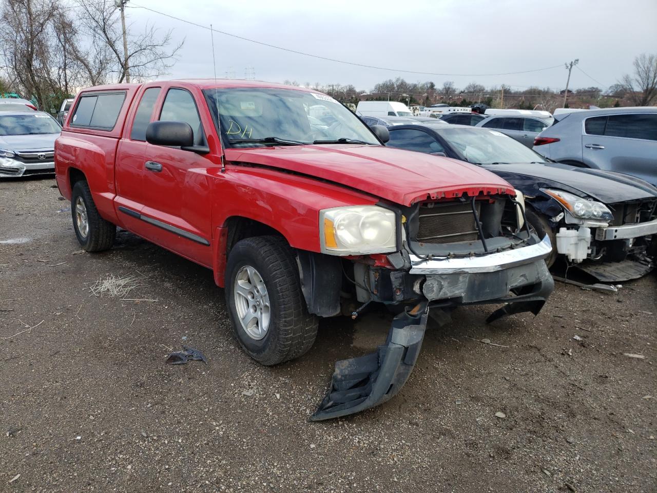 DODGE DAKOTA SLT 2005 with VIN 1D7HW42N35S148856 - Photo from auction