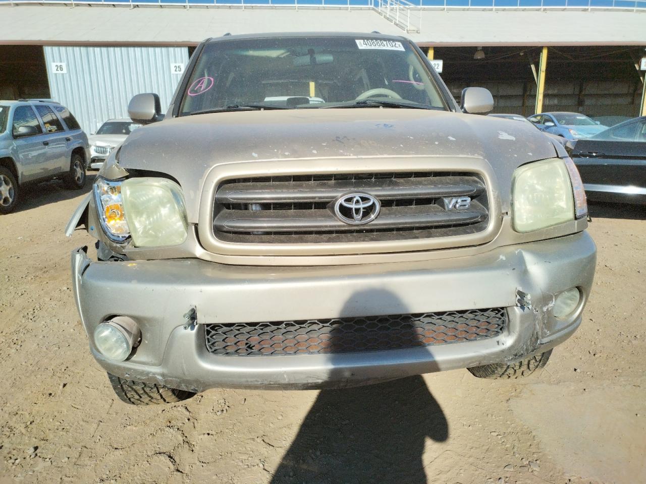 Photo 7 from auction – 2004 TOYOTA SEQUOIA SR with VIN 5TDZT34A04S225802
