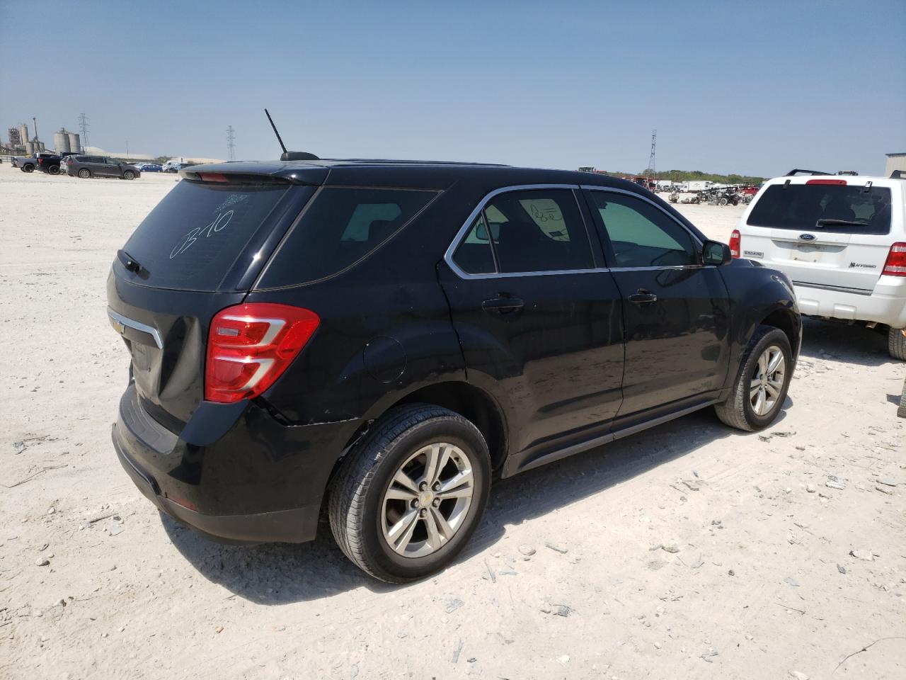 Photo 4 from auction – 2017 CHEVROLET EQUINOX LS with VIN 2GNALBEK5H1611067