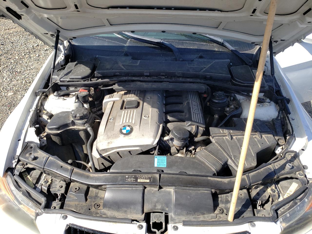 Photo 7 from auction – 2006 BMW 325 I with VIN WBAVB13586PT12092