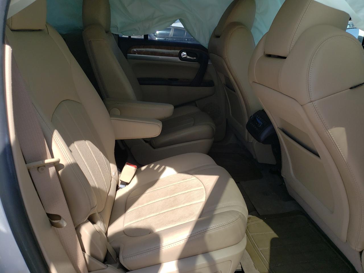 Photo 6 from auction – 2011 BUICK ENCLAVE CX with VIN 5GAKRBED6BJ413495