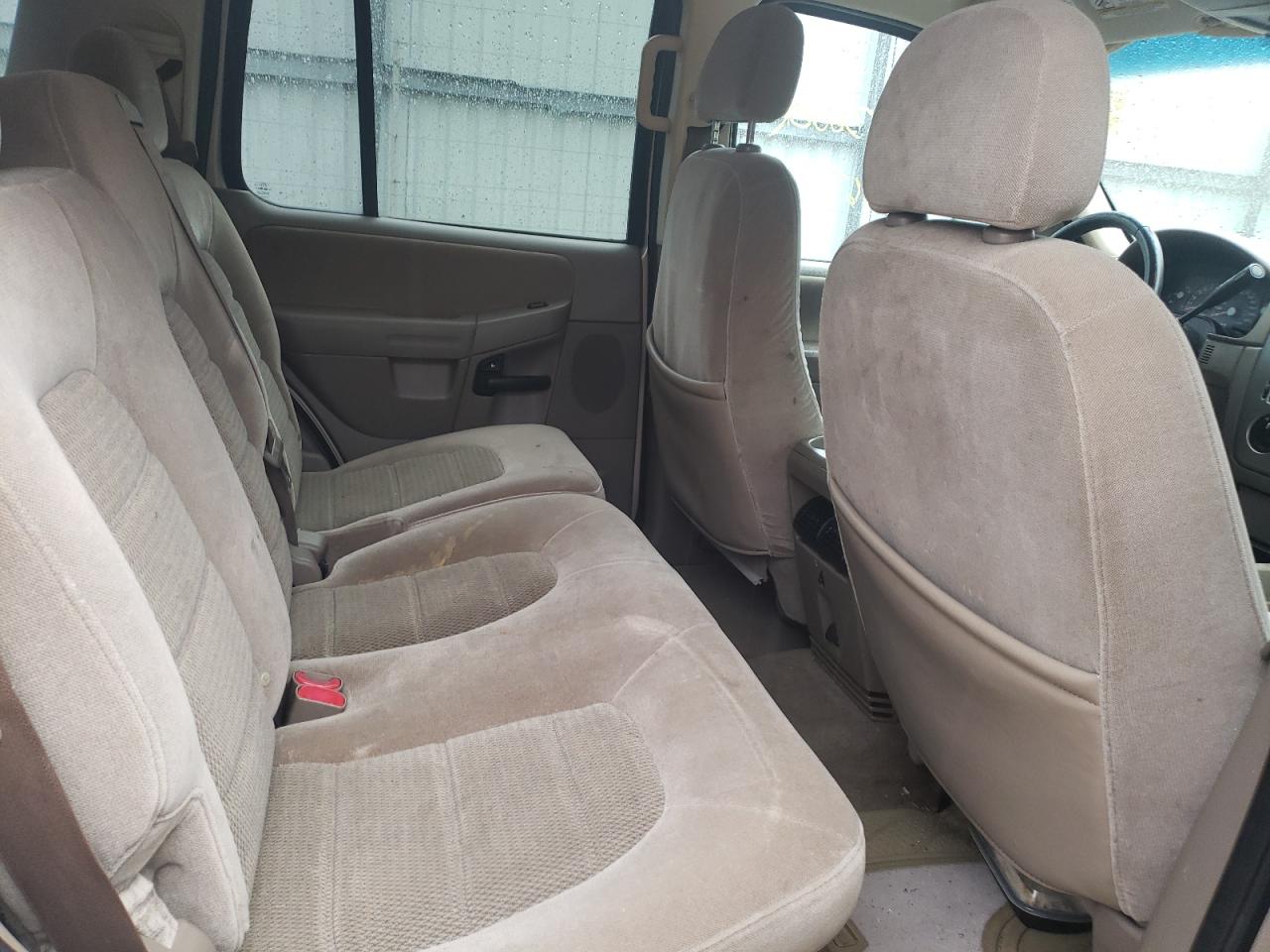 Photo 6 from auction – 2005 FORD EXPLORER X with VIN 1FMZU73KX5UB57368