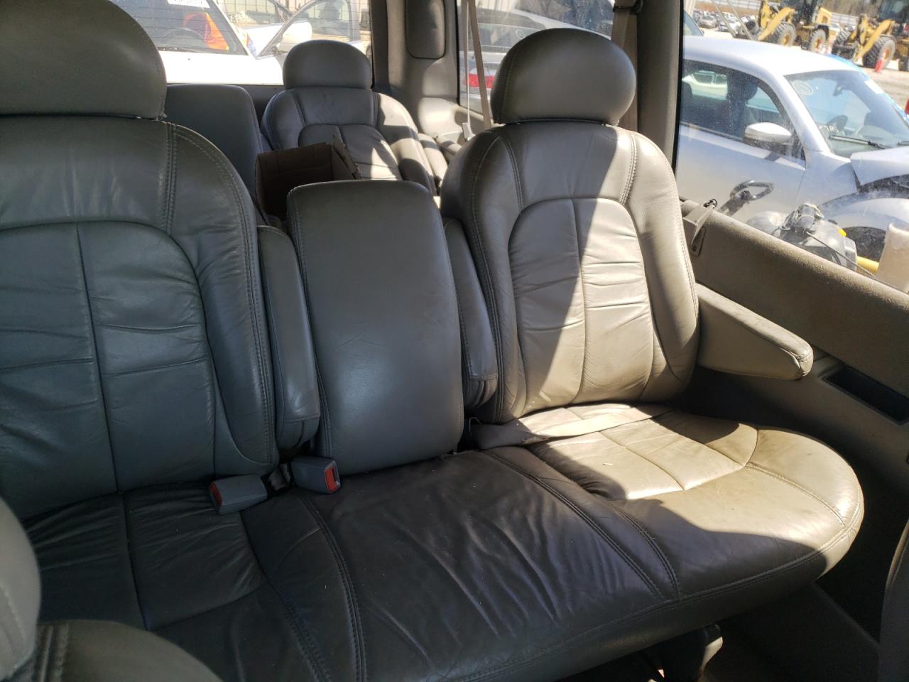Photo 6 from auction – 1997 GMC SAFARI XT with VIN 1GKDM19W0VB537471