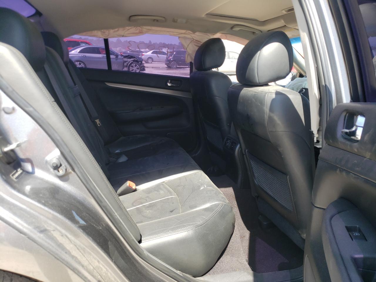 Photo 6 from auction – 2015 INFINITI Q40 with VIN JN1CV6AP2FM503031